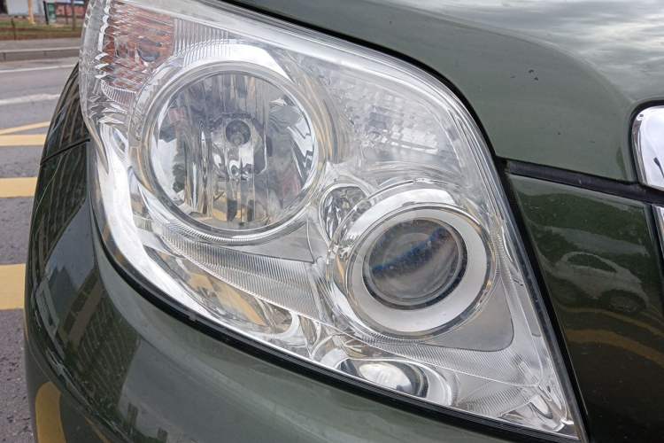 Used Toyota Prado 2010 4.0L Automatic TX-L Right Front Headlight