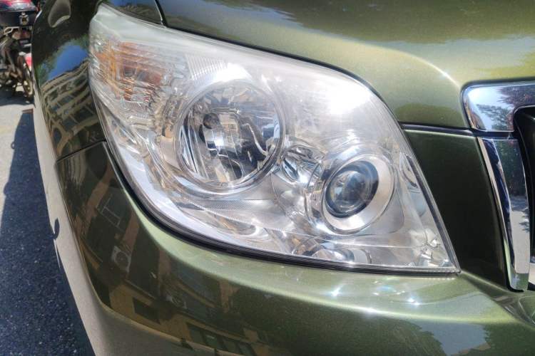 Used Toyota Prado 2010 2.7L Automatic Standard Edition Right Front Headlight