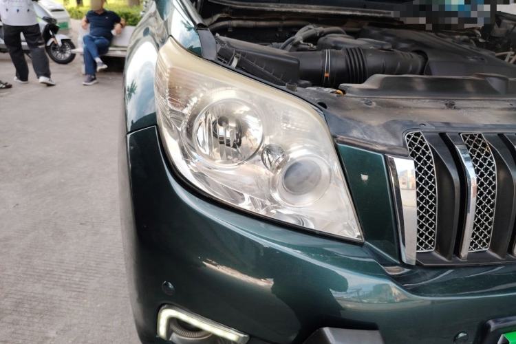 Used Toyota Prado 2010 4.0L Automatic TX-L NAVI Right Front Headlight
