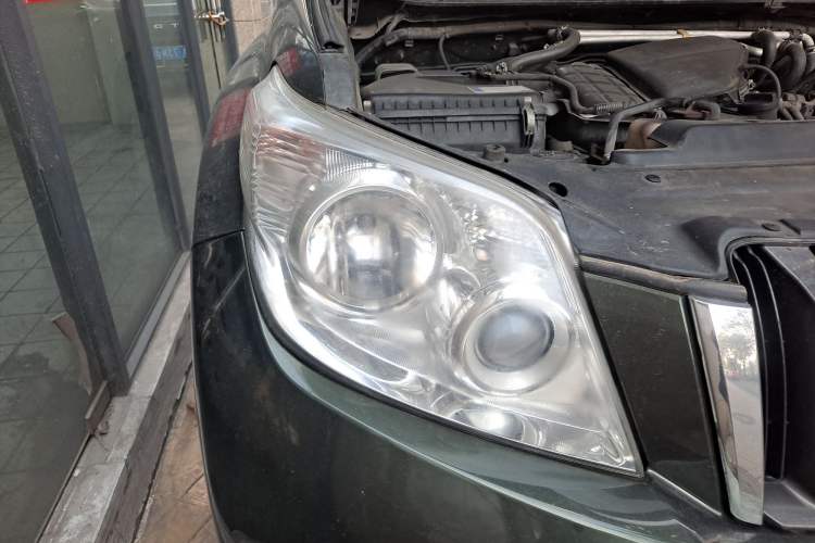 Used Toyota Prado 2010 2.7L Automatic Deluxe Edition Right Front Headlight