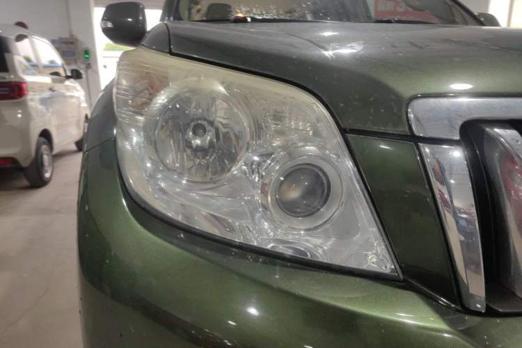 Used Toyota Prado 2010 2.7L Automatic Standard Edition Right Front Headlight