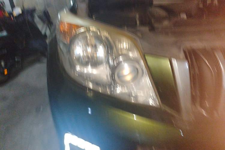 Used Toyota Prado 2010 2.7L Automatic Deluxe Edition Right Front Headlight