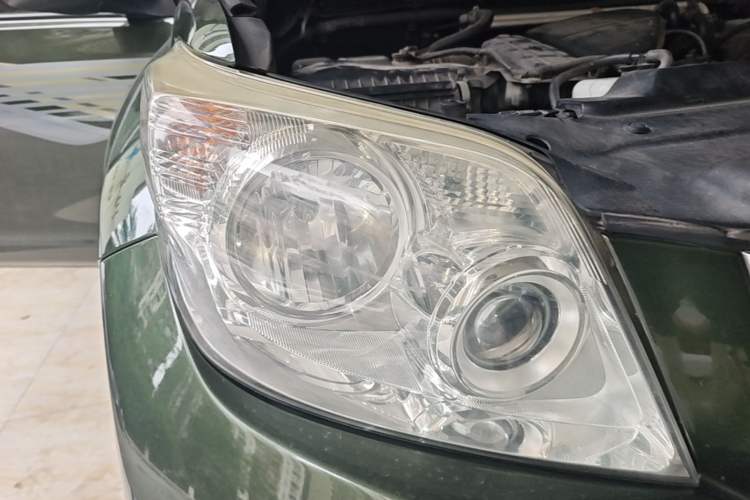 Used Toyota Prado 2010 2.7L Automatic Deluxe Edition Right Front Headlight