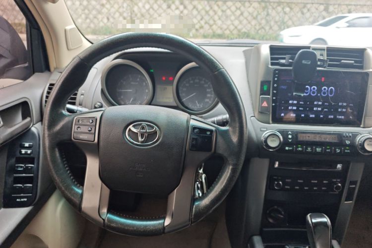 Used Toyota Prado 2010 2.7L Automatic Standard Edition Steering Wheel