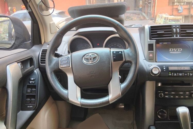 Used Toyota Prado 2010 2.7L Automatic Deluxe Edition Steering Wheel