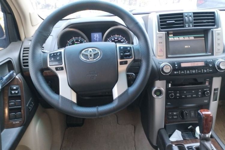 Used Toyota Prado 2010 4.0L Automatic VX NAVI Steering Wheel