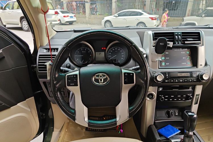 Used Toyota Prado 2010 4.0L Automatic TX Steering Wheel