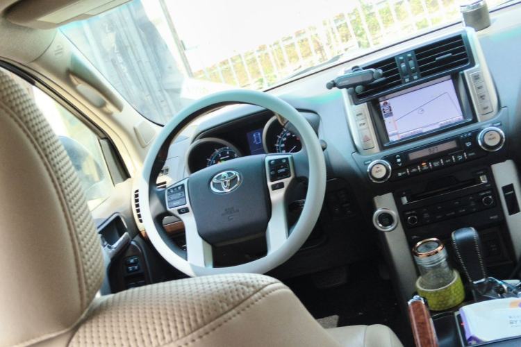 Used Toyota Prado 2010 4.0L Automatic VX NAVI Steering Wheel