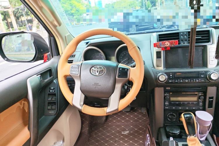 Used Toyota Prado 2010 2.7L Automatic Standard Edition Steering Wheel