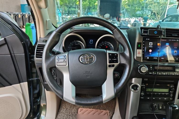 Used Toyota Prado 2010 4.0L Automatic TX-L Steering Wheel