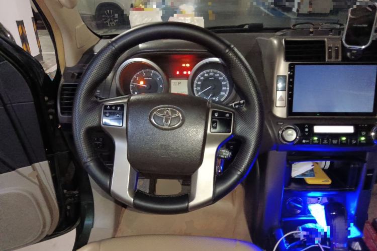 Used Toyota Prado 2010 2.7L Automatic Standard Edition Steering Wheel