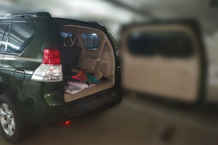 Used Toyota Prado 2010 4.0L Automatic TX Trunk