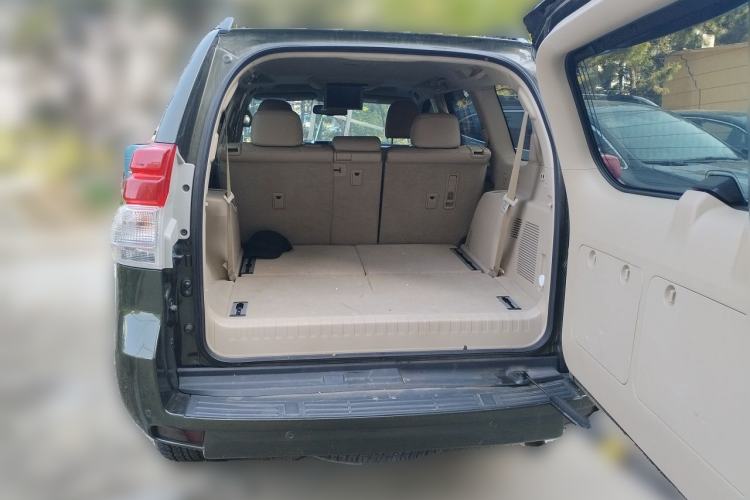 Used Toyota Prado 2010 4.0L Automatic VX NAVI Trunk