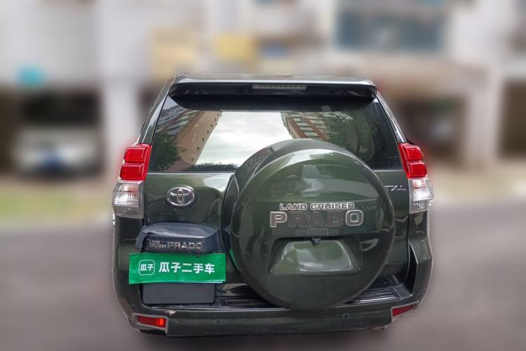 Used Toyota Prado 2010 2.7L Automatic Deluxe Edition Trunk