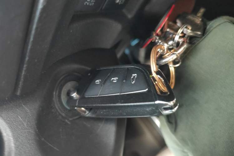 Used Toyota Prado 2010 2.7L Automatic Standard Edition Vehicle Key