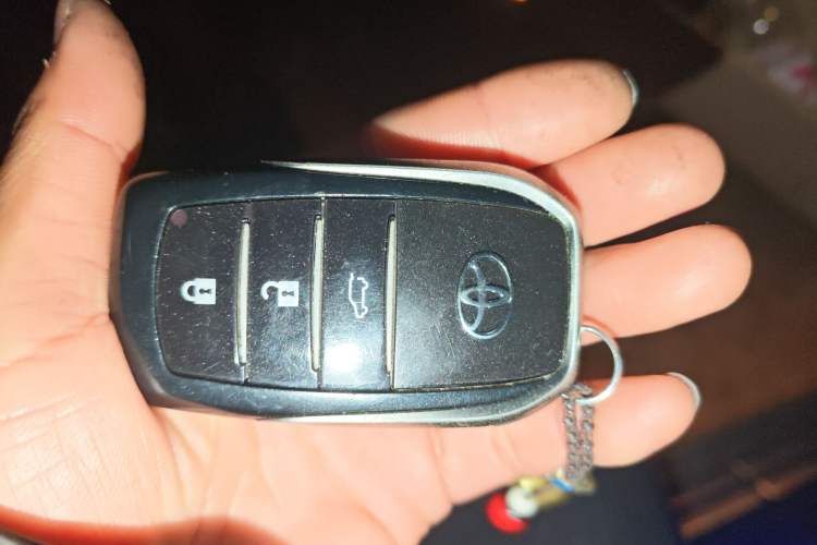 Used Toyota Prado 2010 4.0L Automatic VX NAVI Vehicle Key
