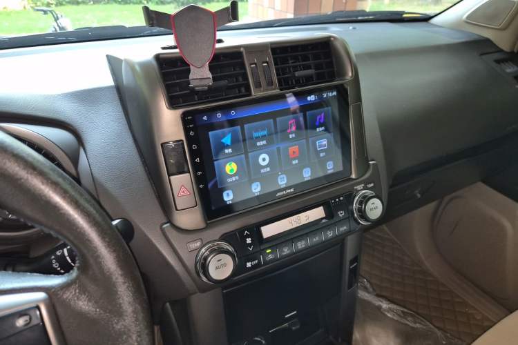 Used Toyota Prado 2010 2.7L Automatic Standard Edition Audio And AC Panel