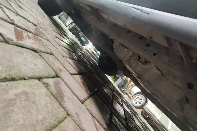 Used Toyota Prado 2010 2.7L Automatic Standard Edition Chassis Rear Left