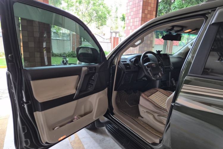Used Toyota Prado 2010 2.7L Automatic Standard Edition Driver Seat