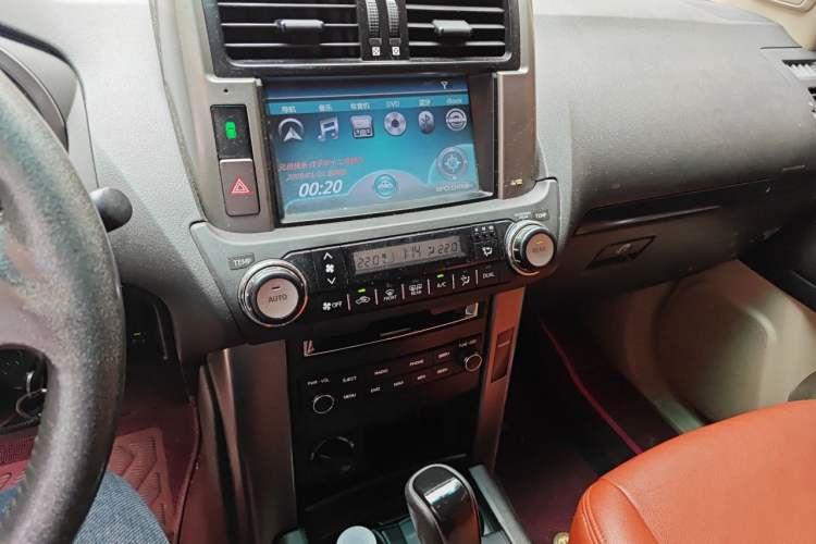 Used Toyota Prado 2010 2.7L Automatic Standard Edition Audio And AC Panel