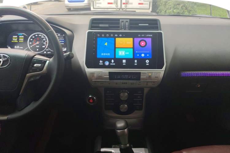 Used Toyota Prado  Audio And AC Panel