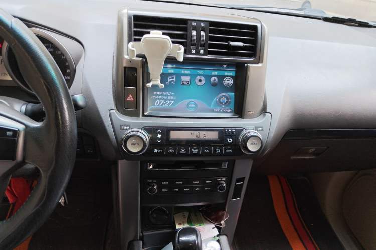 Used Toyota Prado 2010 2.7L Automatic Standard Edition Audio And AC Panel