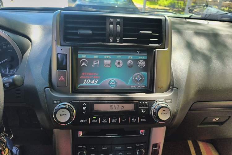 Used Toyota Prado 2010 2.7L Automatic Standard Edition Audio And AC Panel