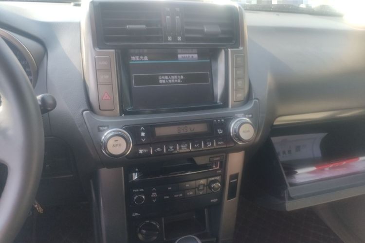 Used Toyota Prado 2010 2.7L Automatic Deluxe Edition Audio And AC Panel