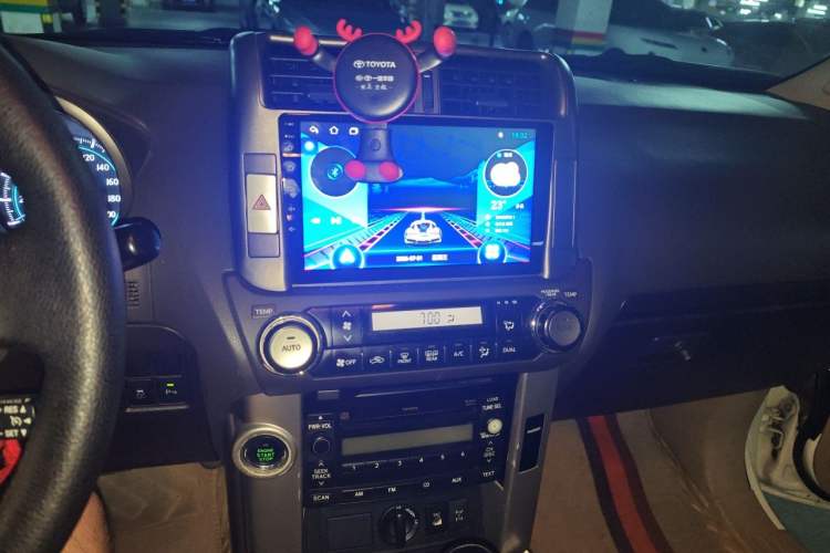 Used Toyota Prado 2010 4.0L Automatic TX-L Audio And AC Panel