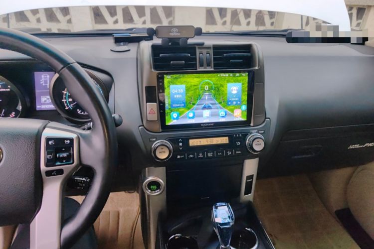 Used Toyota Prado 2010 4.0L Automatic TX-L Audio And AC Panel