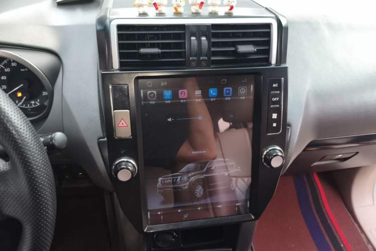 Used Toyota Prado  Audio And AC Panel