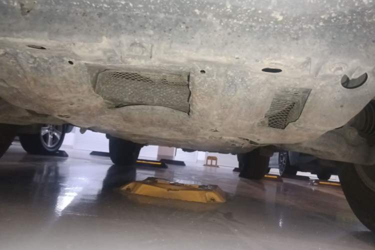Used Toyota Prado 2010 2.7L Automatic Deluxe Edition Chassis Front