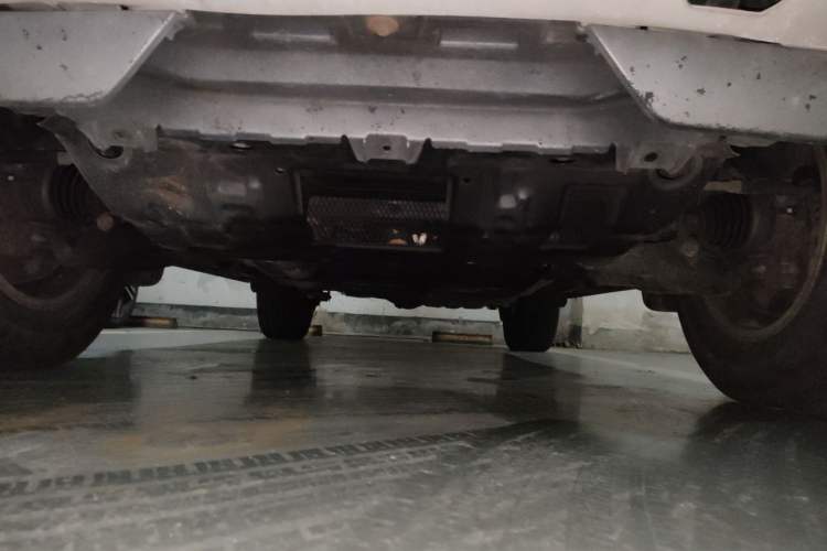Used Toyota Prado 2010 4.0L Automatic TX-L NAVI Chassis Front