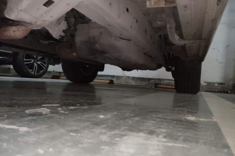 Used Toyota Prado 2010 4.0L Automatic TX-L NAVI Chassis Front Left