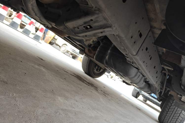 Used Toyota Prado 2010 4.0L Automatic TX-L Chassis Front Left