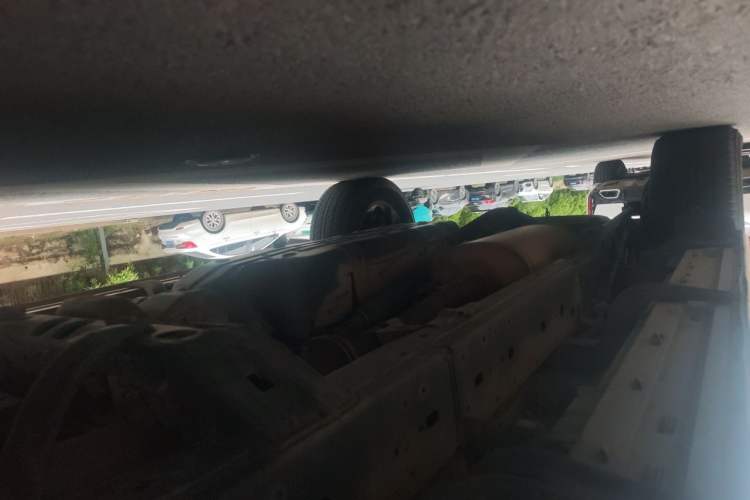 Used Toyota Prado 2010 4.0L Automatic TX Chassis Front Right