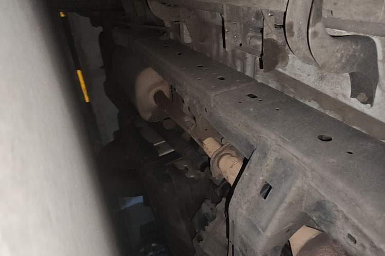 Used Toyota Prado 2010 4.0L Automatic TX-L NAVI Chassis Front Right