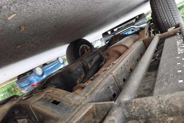 Used Toyota Prado 2010 4.0L Automatic TX-L Chassis Front Right