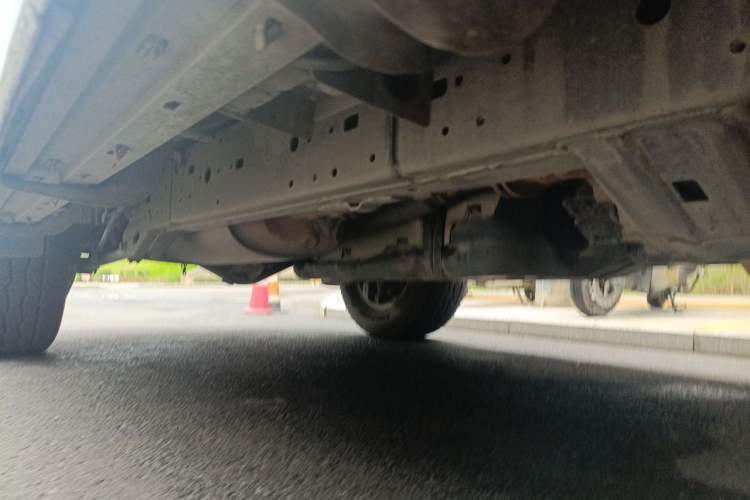 Used Toyota Prado 2010 4.0L Automatic TX-L Chassis Front Right