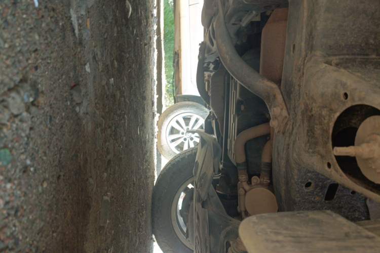 Used Toyota Prado 2010 4.0L Automatic VX NAVI Chassis Front Right