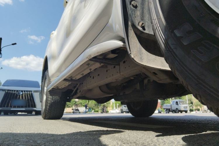 Used Toyota Prado 2010 4.0L Automatic TX-L Chassis Front Right