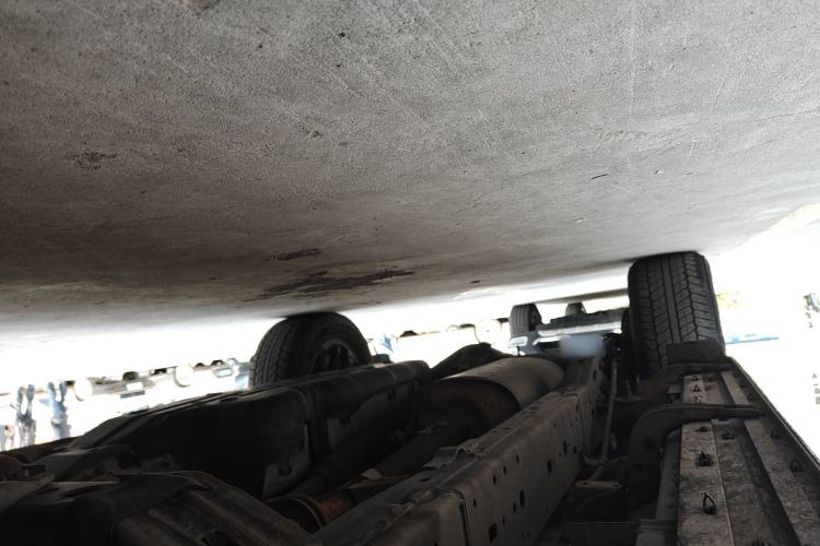 Used Toyota Prado 2010 4.0L Automatic TX-L Chassis Front Right