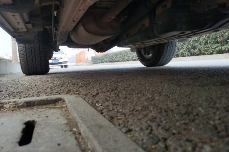 Used Toyota Prado 2010 4.0L Automatic TX-L Chassis Front Right