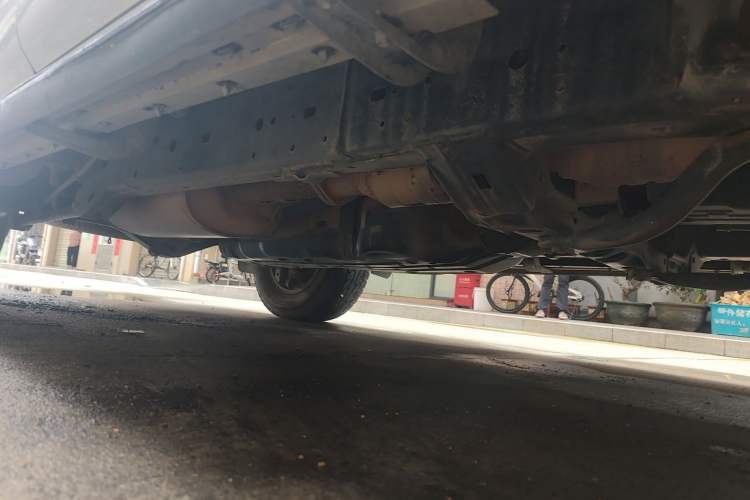 Used Toyota Prado 2010 2.7L Automatic Deluxe Edition Chassis Front Right