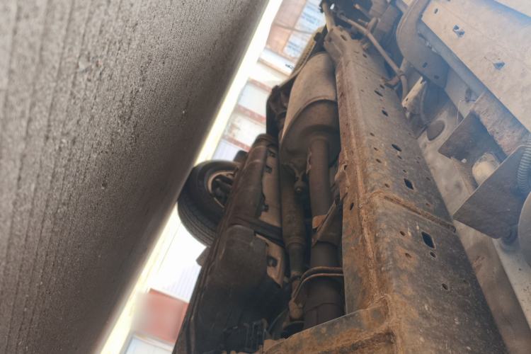 Used Toyota Prado 2010 4.0L Automatic TX-L Chassis Front Right