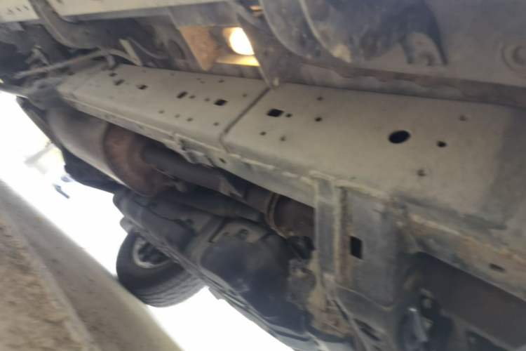 Used Toyota Prado 2010 4.0L Automatic TX-L Chassis Front Right