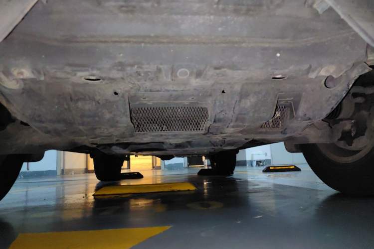 Used Toyota Prado 2010 4.0L Automatic TX-L NAVI Chassis Front