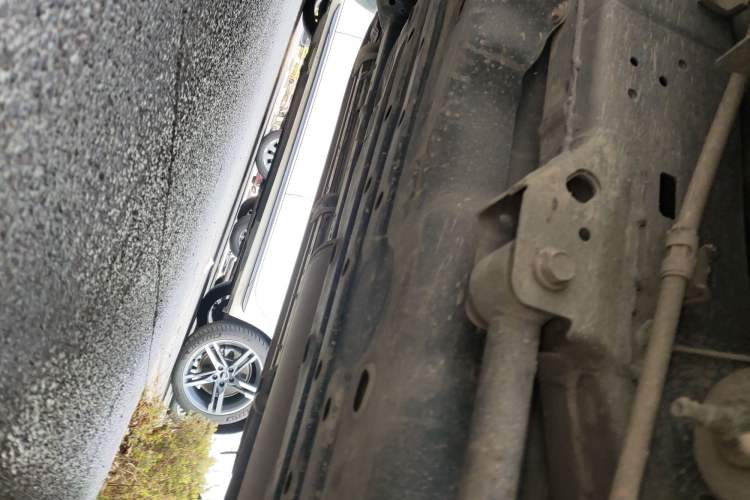 Used Toyota Prado 2010 4.0L Automatic TX-L Chassis Rear Left