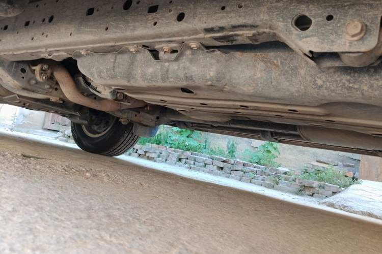 Used Toyota Prado 2010 4.0L Automatic TX-L Chassis Rear Left