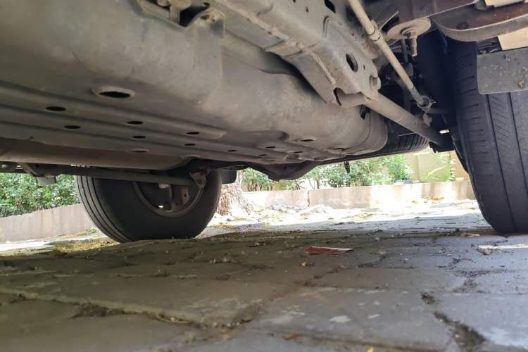 Used Toyota Prado 2010 4.0L Automatic TX-L Chassis Rear Left